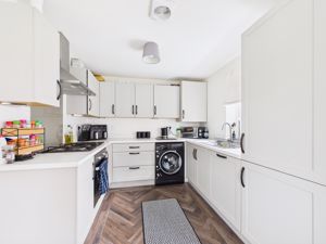 Kitchen- click for photo gallery